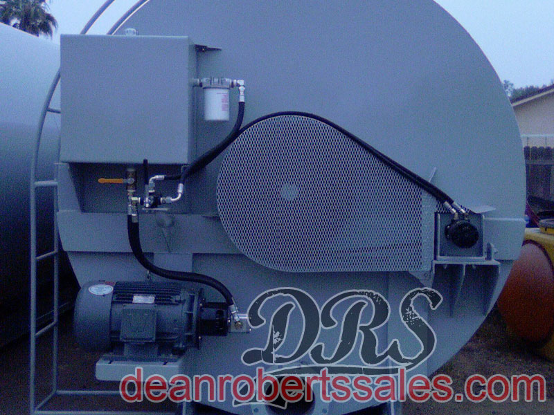 CUSTOM SEALCOAT TANKS TRAILERS AND TRUCKS BY DEAN ROBERTS SALES