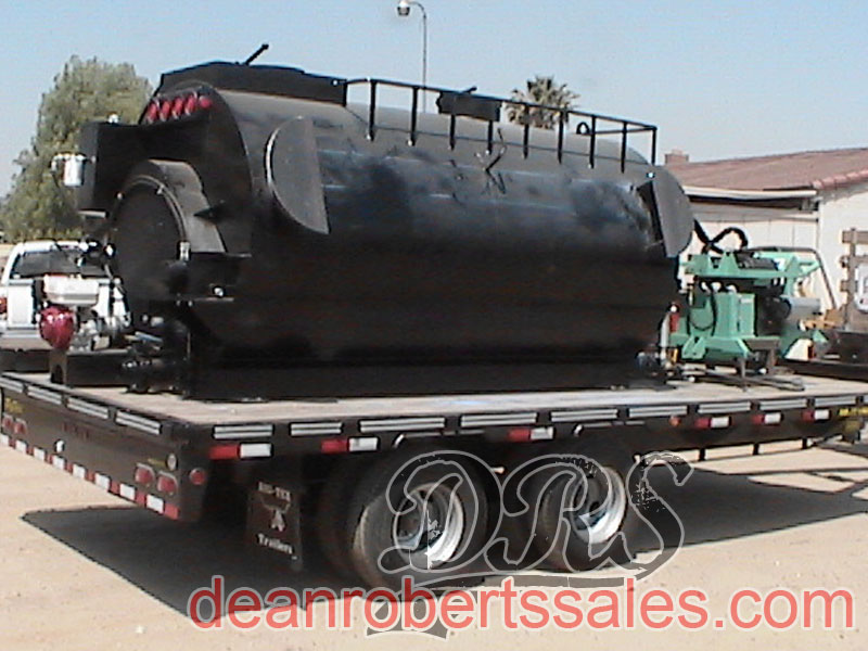 CUSTOM SPECIALTY SEALCOAT TANKS TRUCKS AND HELICAL MIXERS BY DEAN ROBERTS SALES.