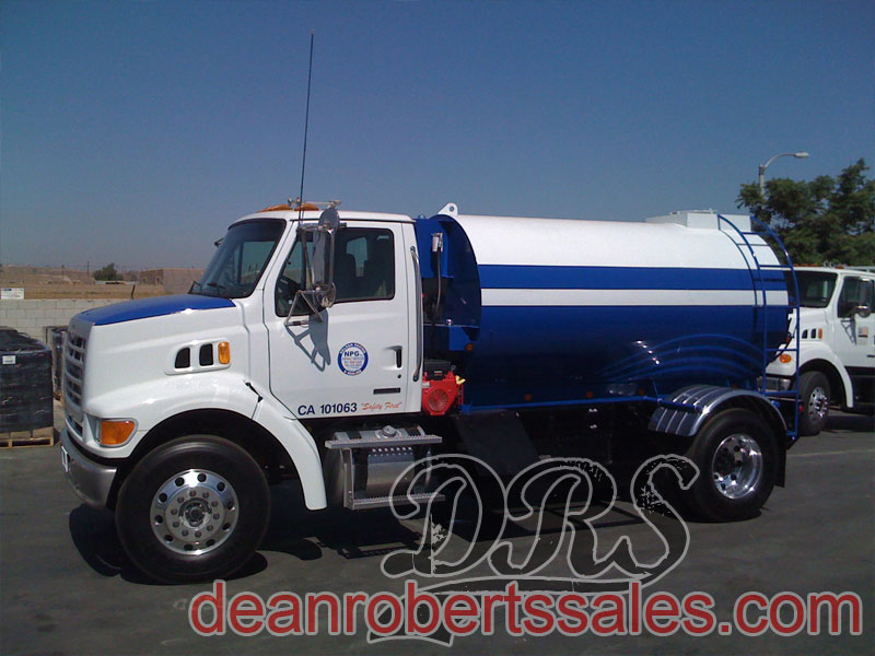 CUSTOM TRUCK MOUNTED SEAL COAT TANKS BY DEAN ROBERTS SALES 